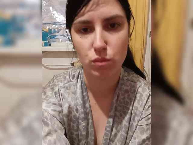 Ilona3433 webcam