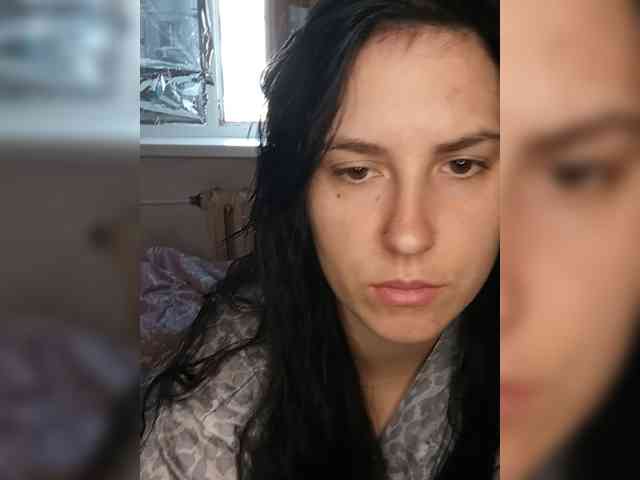 Ilona3433 webcam