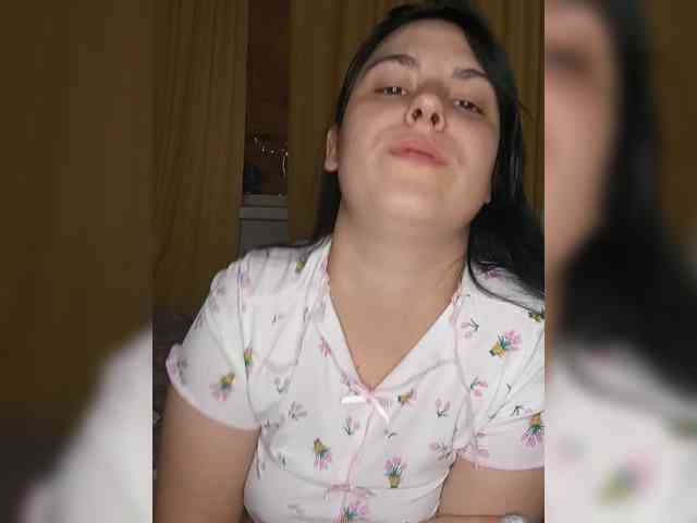 Ilona3433 webcam