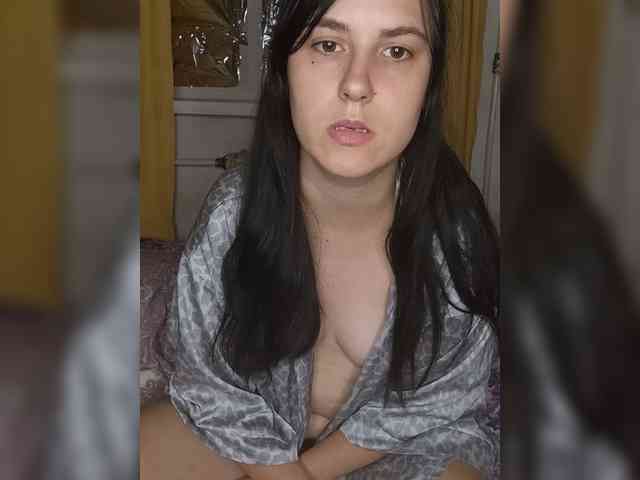 Ilona3433 webcam