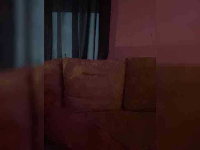 Happy_couple webcam