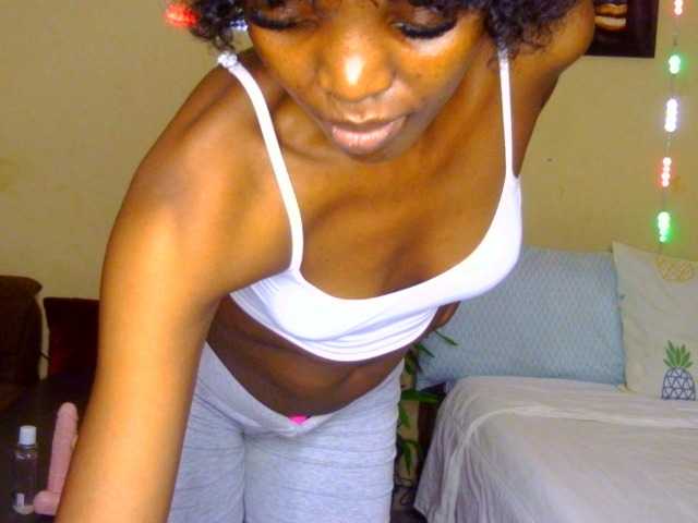 Gladwell, live now on BongaCams
