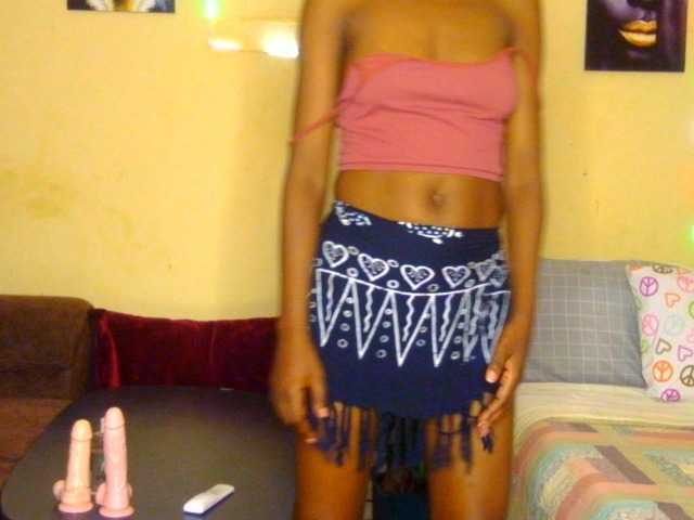 Gladwell live cam on BongaCams