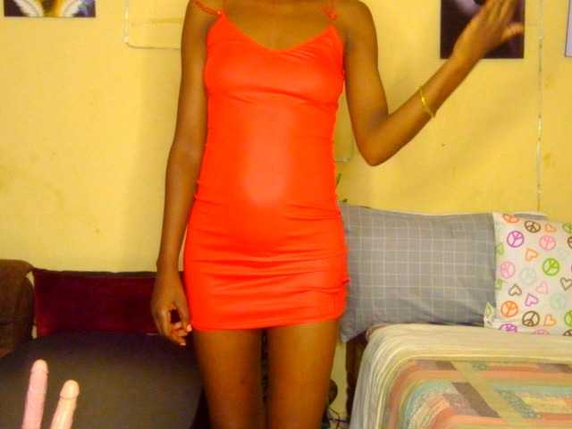 Gladwell live cam on BongaCams
