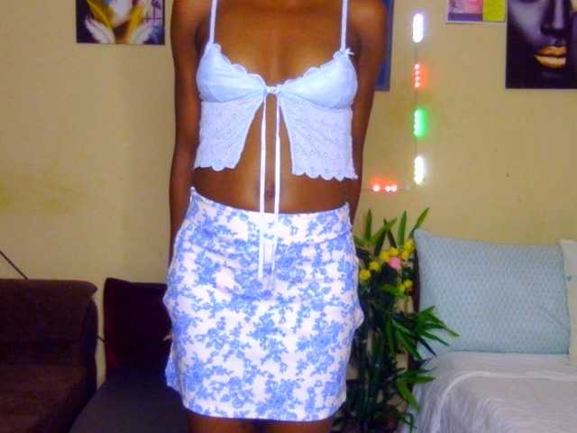 Darktina — live female cam
