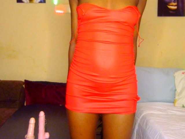 Gladwell live cam on BongaCams