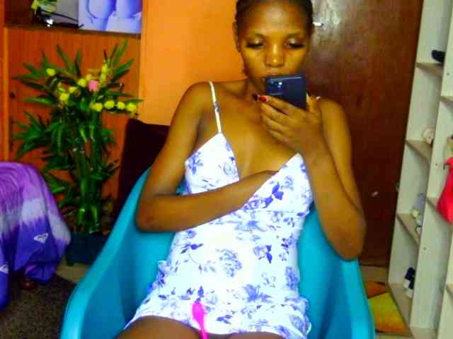 Darktina webcam