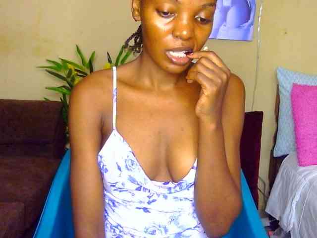 Darktina webcam