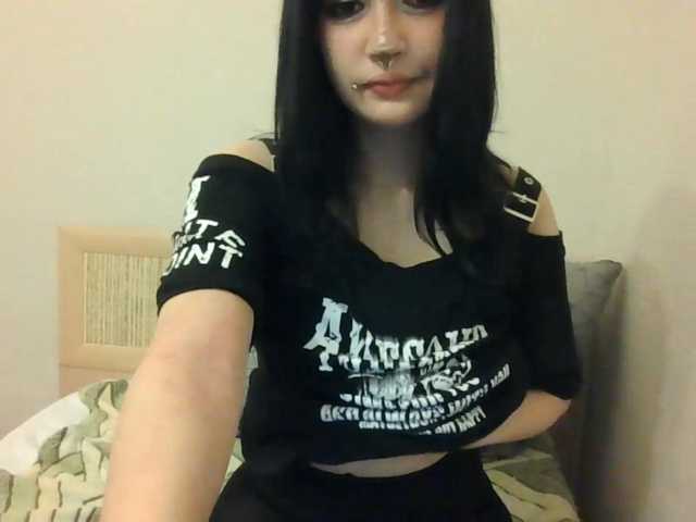 AldaLalonde live cam on BongaCams