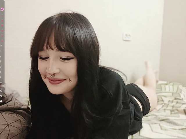 AldaLalonde live cam on BongaCams