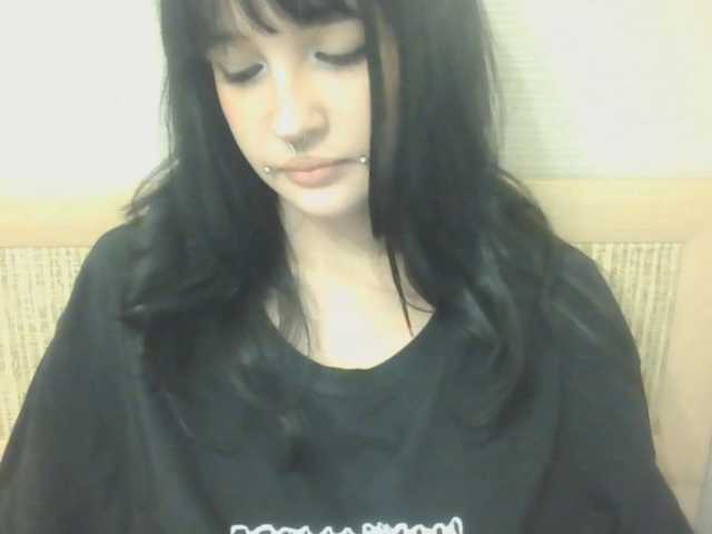 AldaLalonde live webcam show