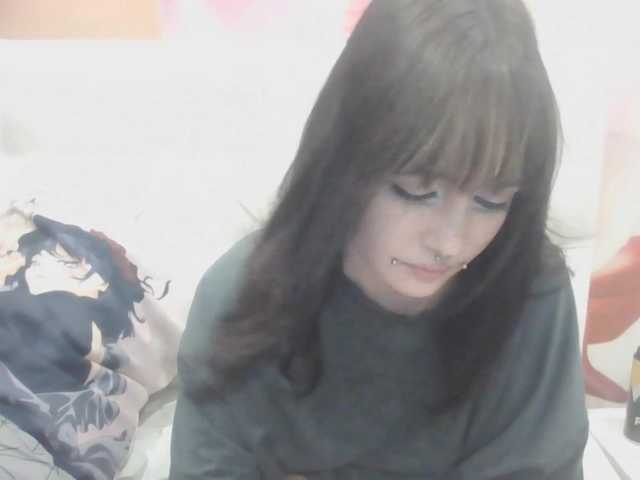 AldaLalonde live webcam show