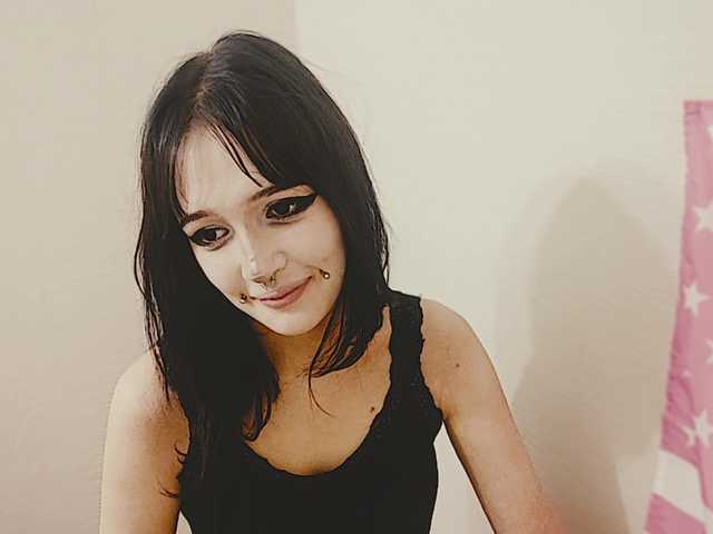 AldaLalonde live cam on BongaCams