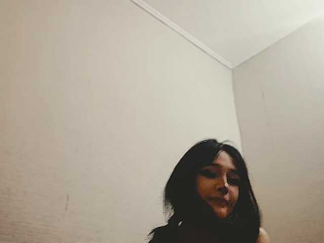 AldaLalonde live cam on BongaCams