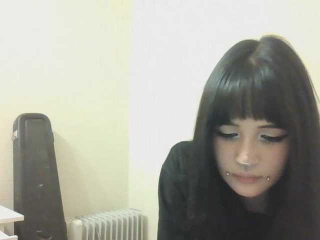 AldaLalonde live cam on BongaCams