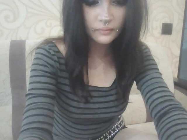 AldaLalonde live webcam show