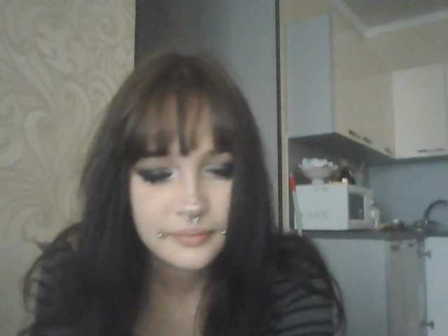 AldaLalonde live webcam show