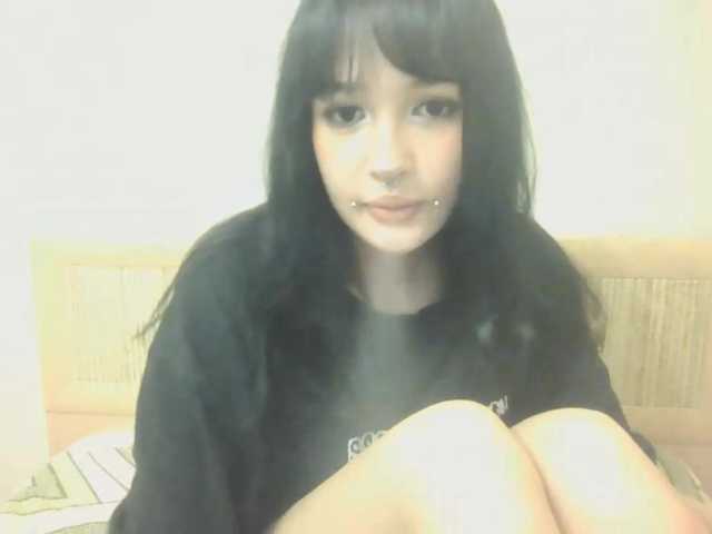 AldaLalonde live webcam show