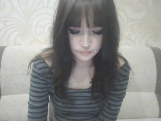 AldaLalonde live webcam show