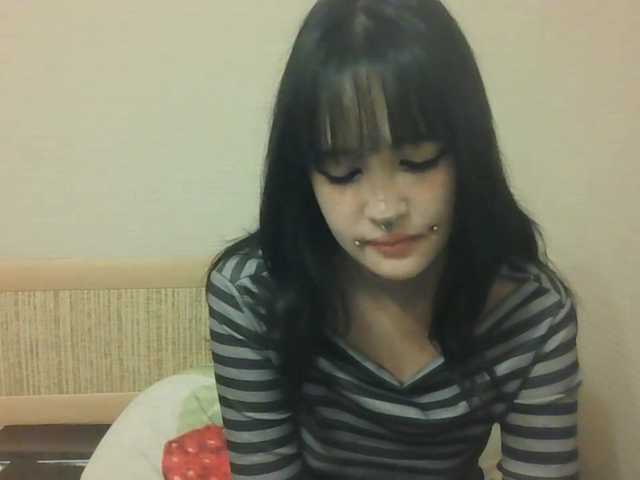 AldaLalonde live cam on BongaCams
