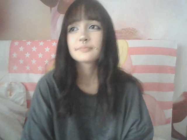 AldaLalonde live cam on BongaCams