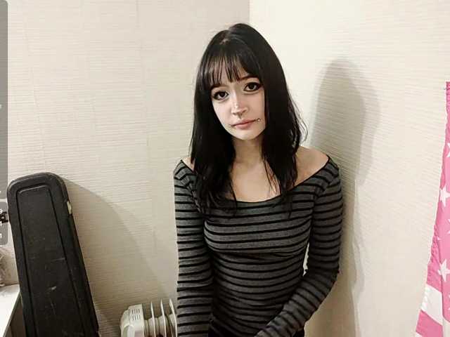AldaLalonde live cam on BongaCams