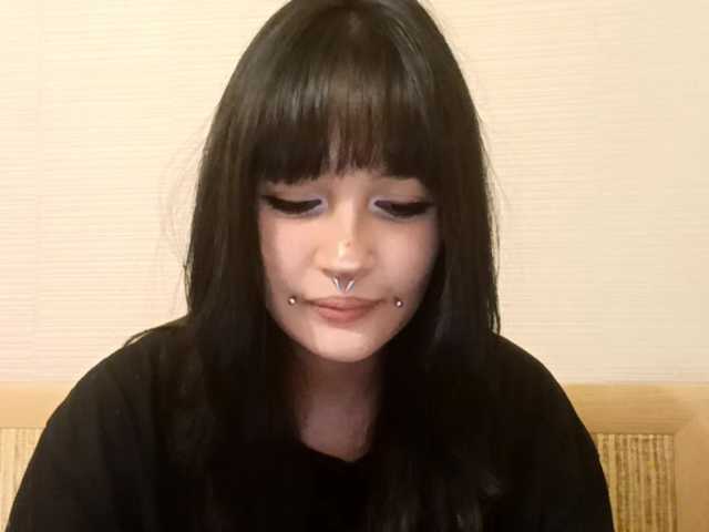 AldaLalonde live webcam show
