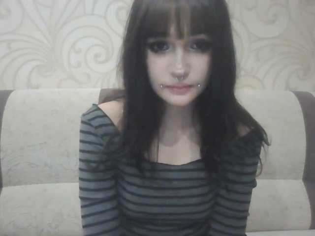 AldaLalonde live webcam show