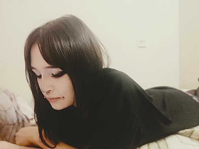 AldaLalonde live cam on BongaCams