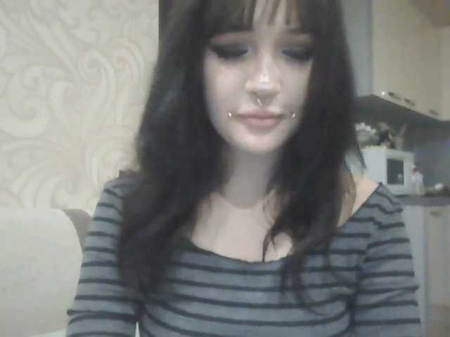 AldaLalonde live webcam show