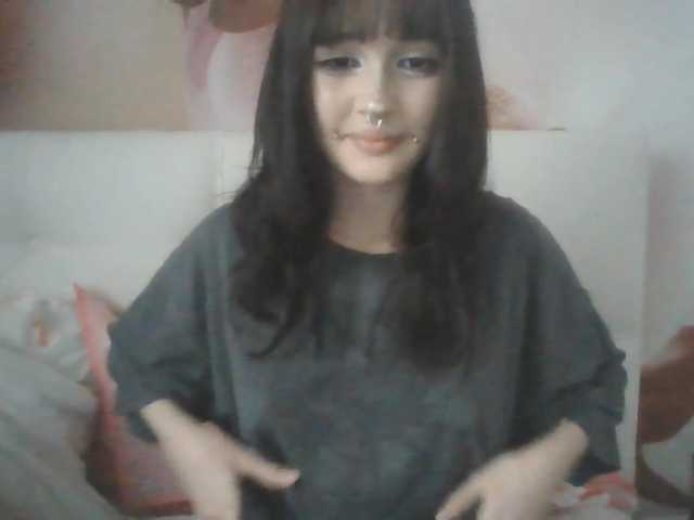 AldaLalonde live webcam show