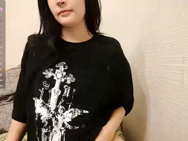AldaLalonde live cam on BongaCams