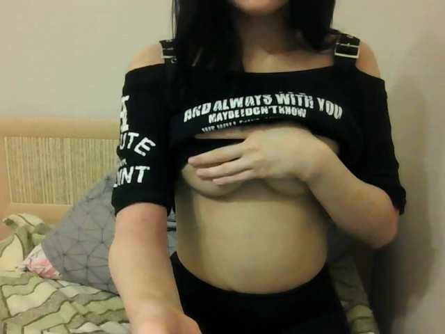 AldaLalonde live cam on BongaCams