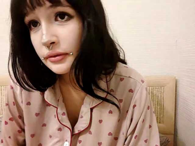 AldaLalonde live cam on BongaCams