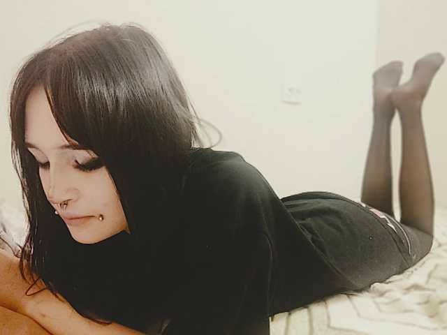 AldaLalonde live cam on BongaCams