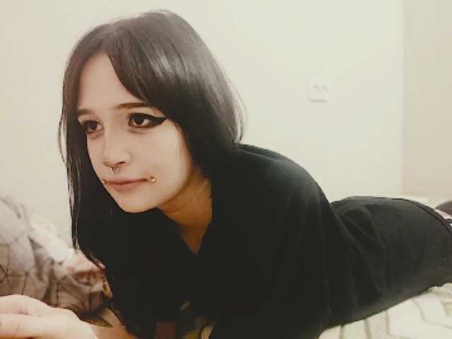 AldaLalonde live cam on BongaCams