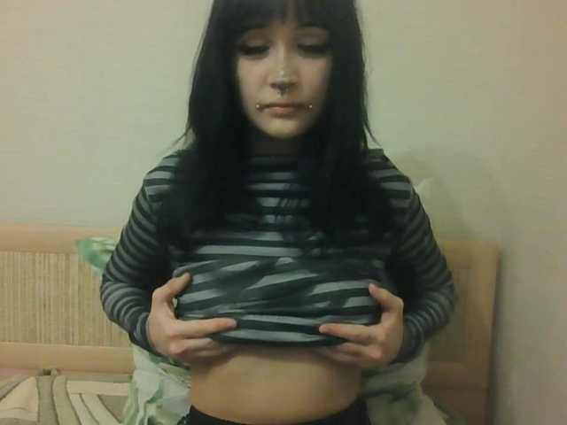AldaLalonde live cam on BongaCams