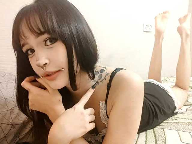 AldaLalonde live cam on BongaCams