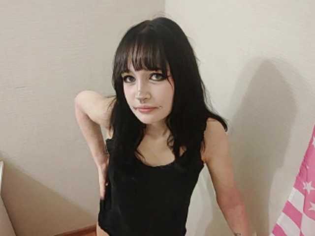 AldaLalonde live cam on BongaCams