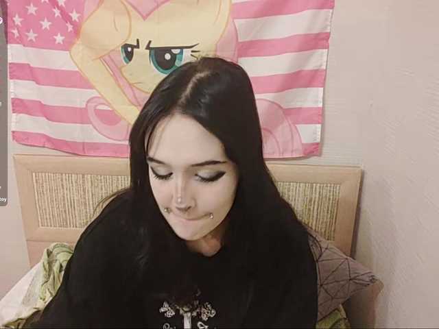 AldaLalonde live cam on BongaCams