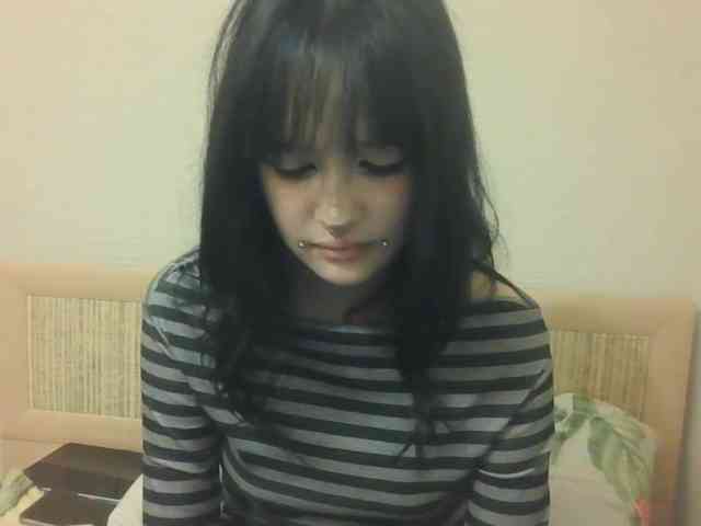 AldaLalonde webcam