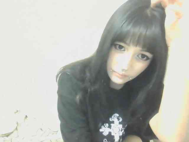 AldaLalonde webcam