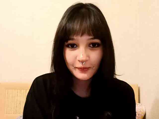 AldaLalonde webcam