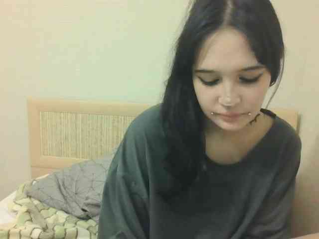 AldaLalonde webcam