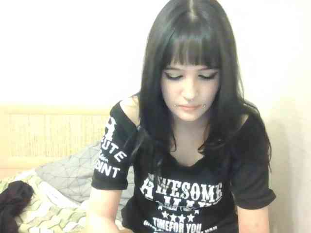 AldaLalonde webcam