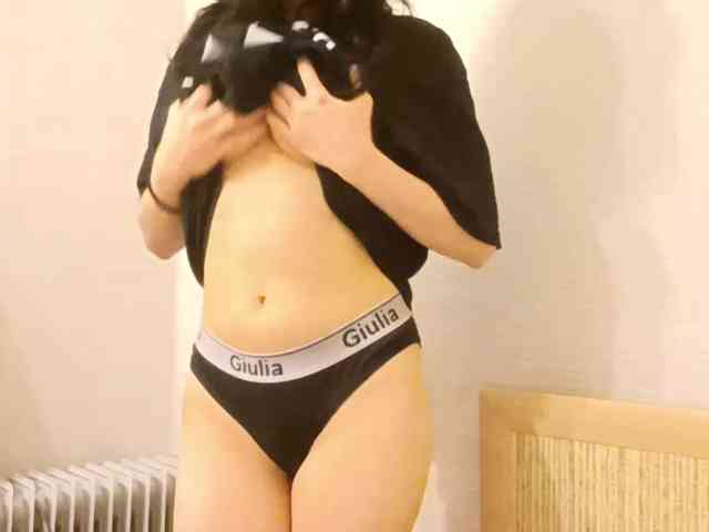 AldaLalonde Live Webcam on BongaCams