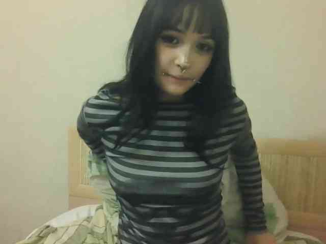 AldaLalonde webcam