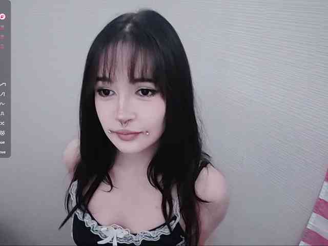 AldaLalonde webcam