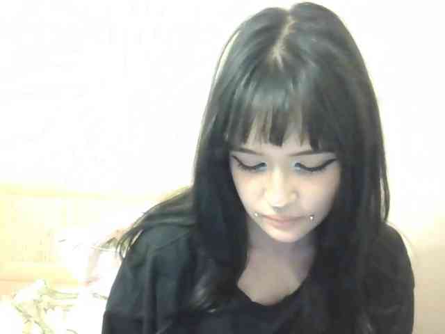 AldaLalonde webcam