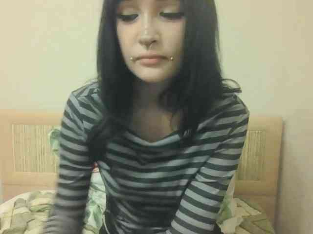 AldaLalonde webcam